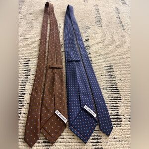 Classic Men's Dot Silk Tie Set in Brown & Navy